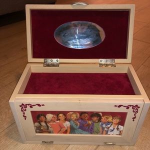 COPY - American Girl Doll ~ Jewelry Box ~great co…